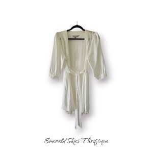 Victoria's secret satin‎ robe with tie